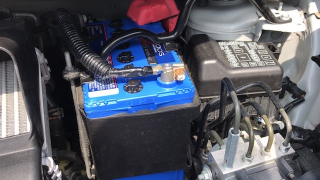 アイドリングストップ車のバッテリー交換方法 タントにカオスm 55を取り付けた 自動車メンテナンスお役立ち情報blog